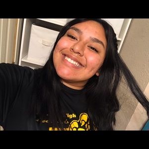 Meet your Posher, Aurora